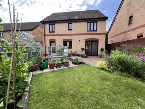 Photo 10- click for photo gallery